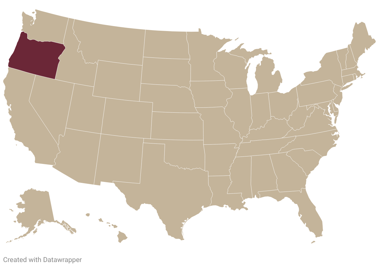 Map of USA with Oregon highlighted in burgundy